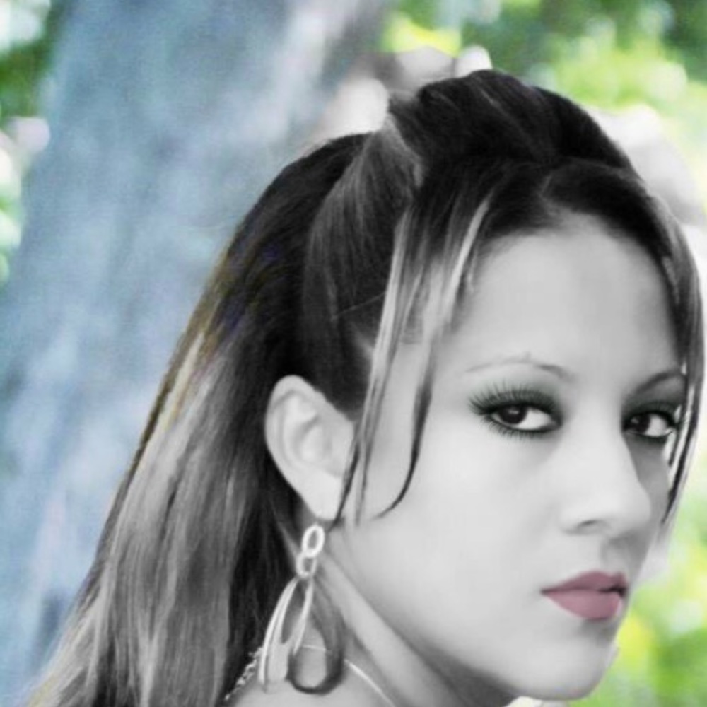 Meet your Posher, Marissa